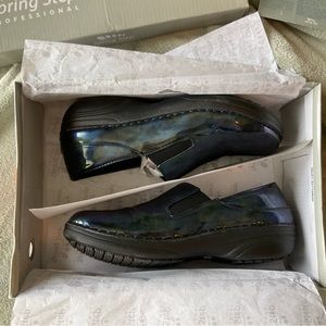 Super comfy shoes for work in a medical setting or hard floor atmosphere.